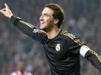 开云体育APP下载-当勇士遇上太阳，约基奇如何用防守改写叙事