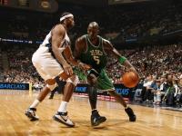 开云足球直播-米切尔稳定输出不掉线，尼克斯客场力克新疆队