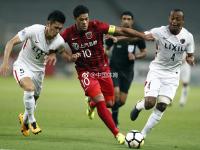 开云体育app-鹿岛鹿角与上海上港上演激烈对决，胜者晋级的简单介绍