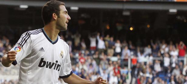 开云体育在线-石宇奇状态火热，中国队力克印度队展现实力与韧性