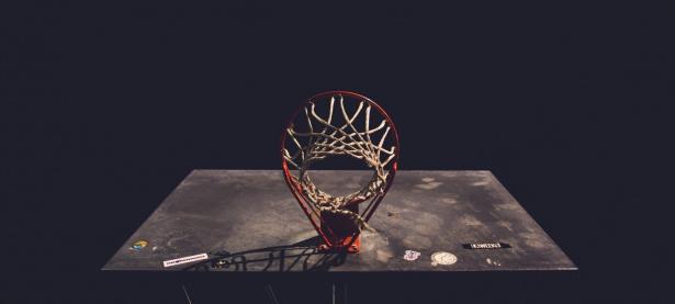 开云体育app-新疆队逆转尼克斯，霍勒迪刷新纪录