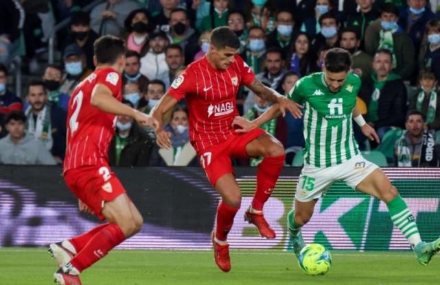 关于皇家社会遭遇平局，积分榜位置下滑的信息