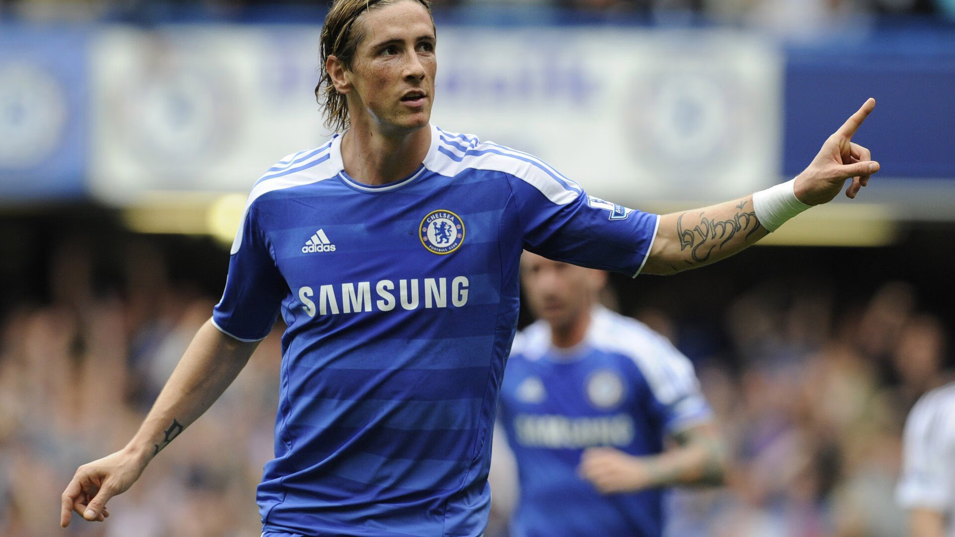 德甲争冠战启示录,希腊式防守哲学如何锁死日本式传控进攻