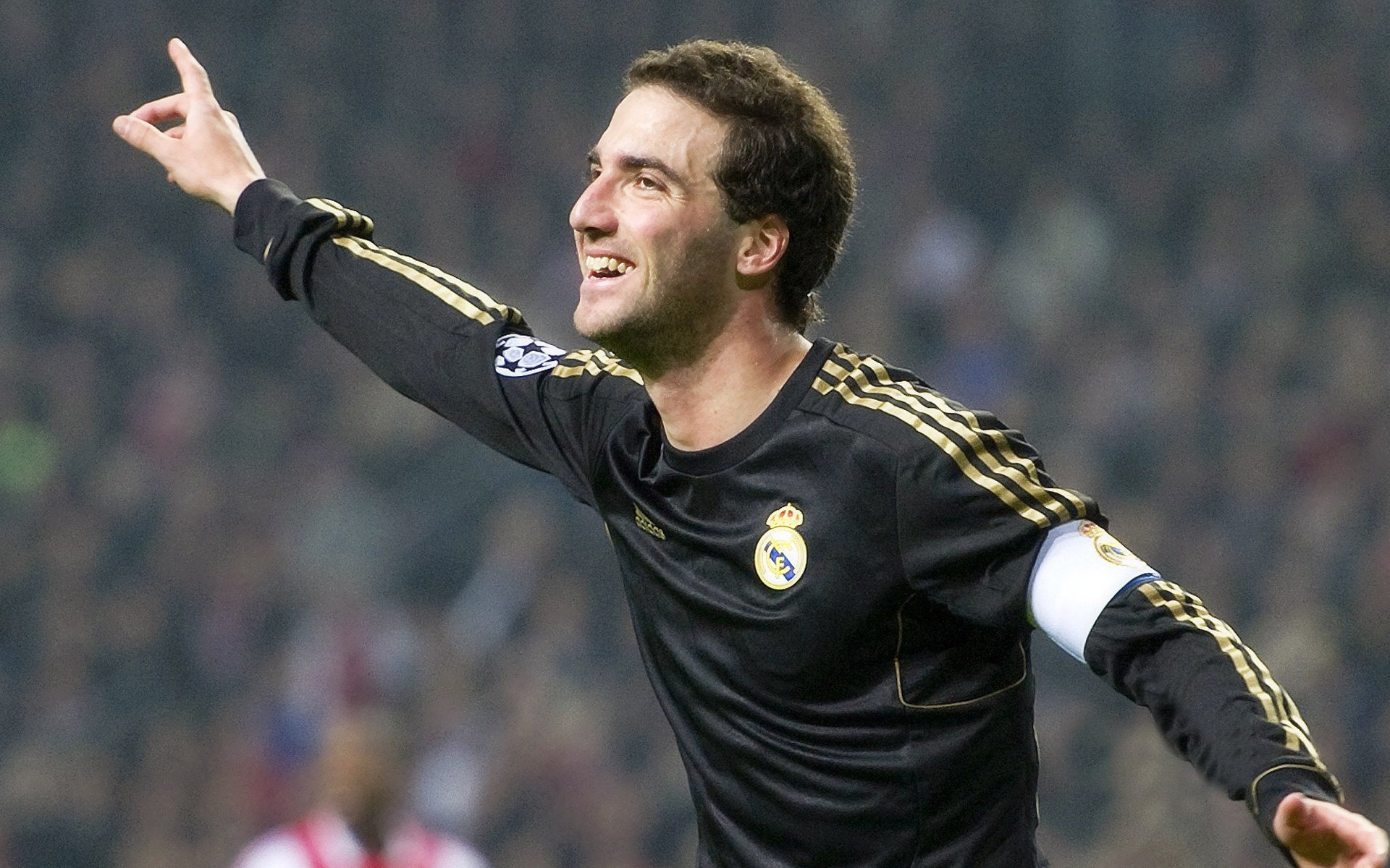 当勇士遇上太阳，约基奇如何用防守改写叙事