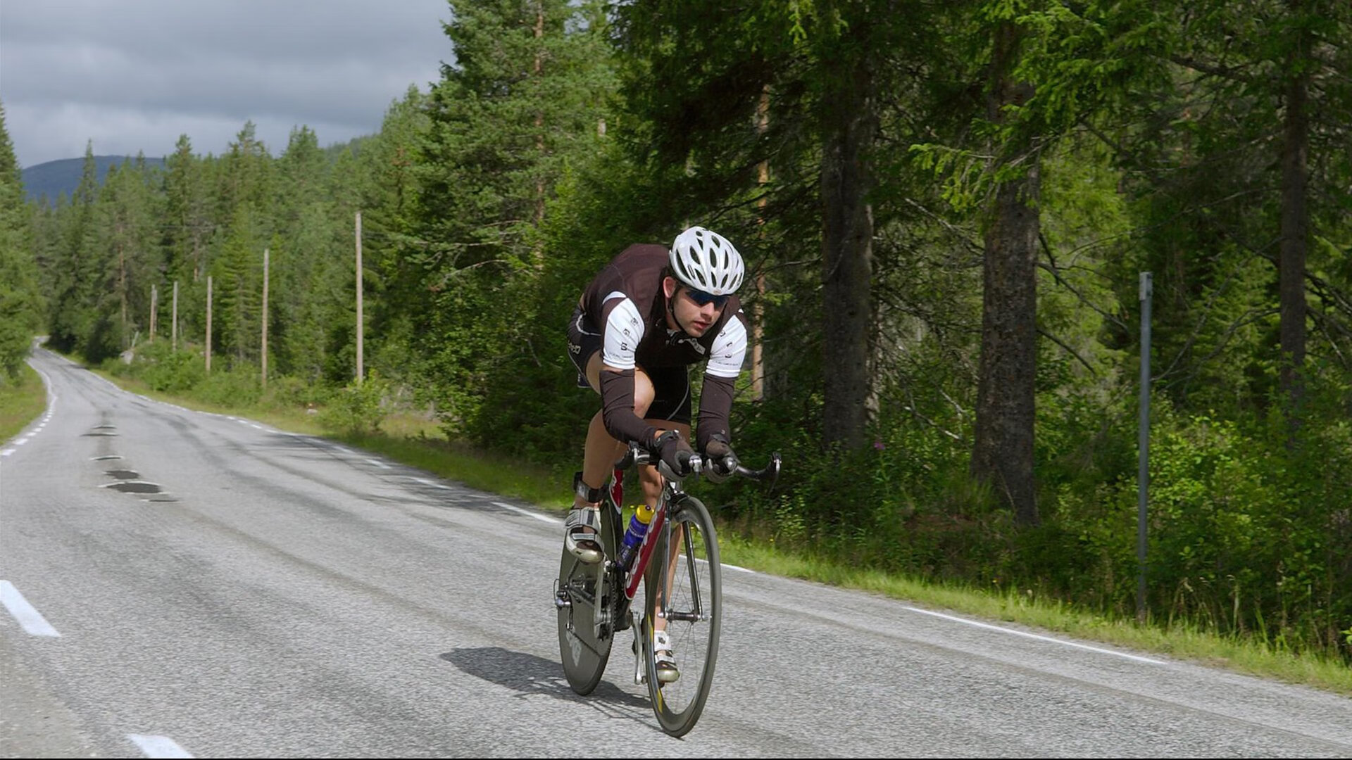 地缘棋局与绿茵神话,阿根廷封锁马里背后的罗德里戈时刻