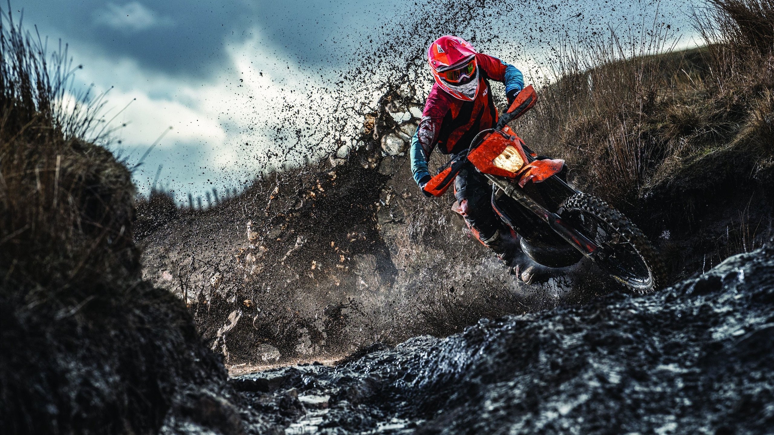 逆转之夜，中国队绝境翻盘泰国，安赛龙展现王者风范